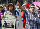 Maestros y estudiantes normalistas nos movilizamos este 1° de mayo