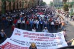 Llamada de emergencia ante la ofensiva del “Pacto por México” 