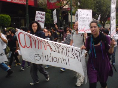 Contracorriente en la marcha del 10 aniversario de la Huelga
