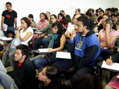 Catedra libre en el salon 114 de Filosofía y Letras