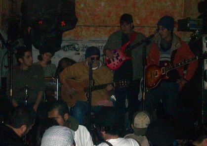 Leon Chavez en el Clandestino